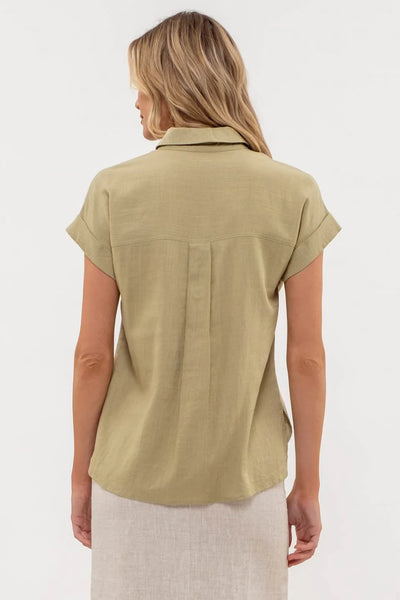 Collared Short Sleeve Shirt in Olive