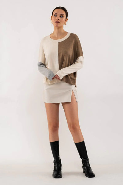 Relaxed Colourblock Sweater in Taupe Combo