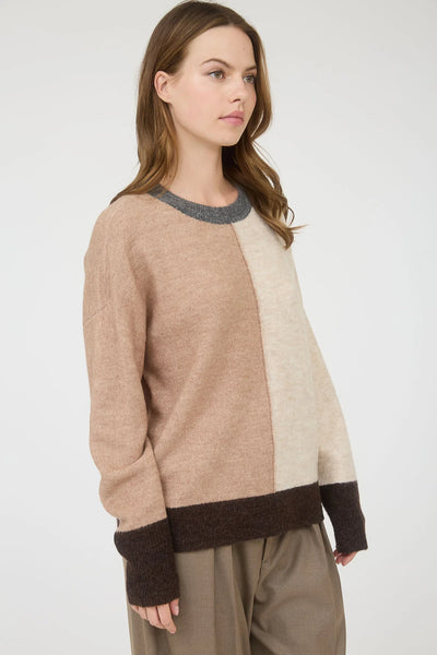 Colourblock Sweater in Beige Combo