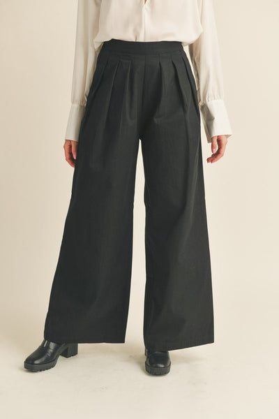 Pleated Extra Wide Leg Pants in Black